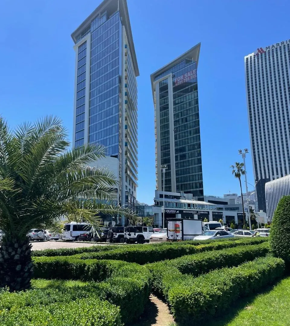 Onyx Apartment Batumi 0*,