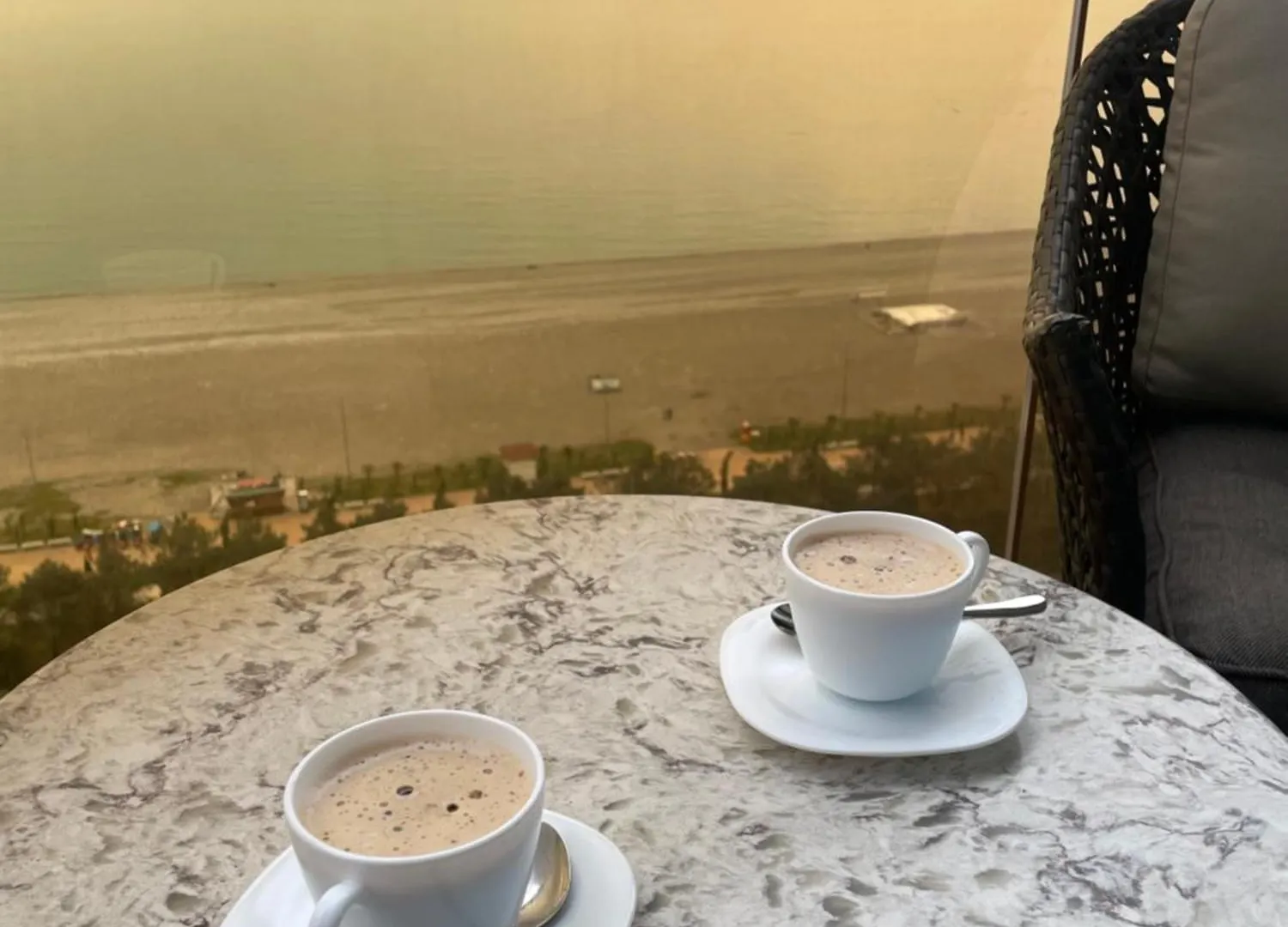 Onyx Apartment Batumi 0*,