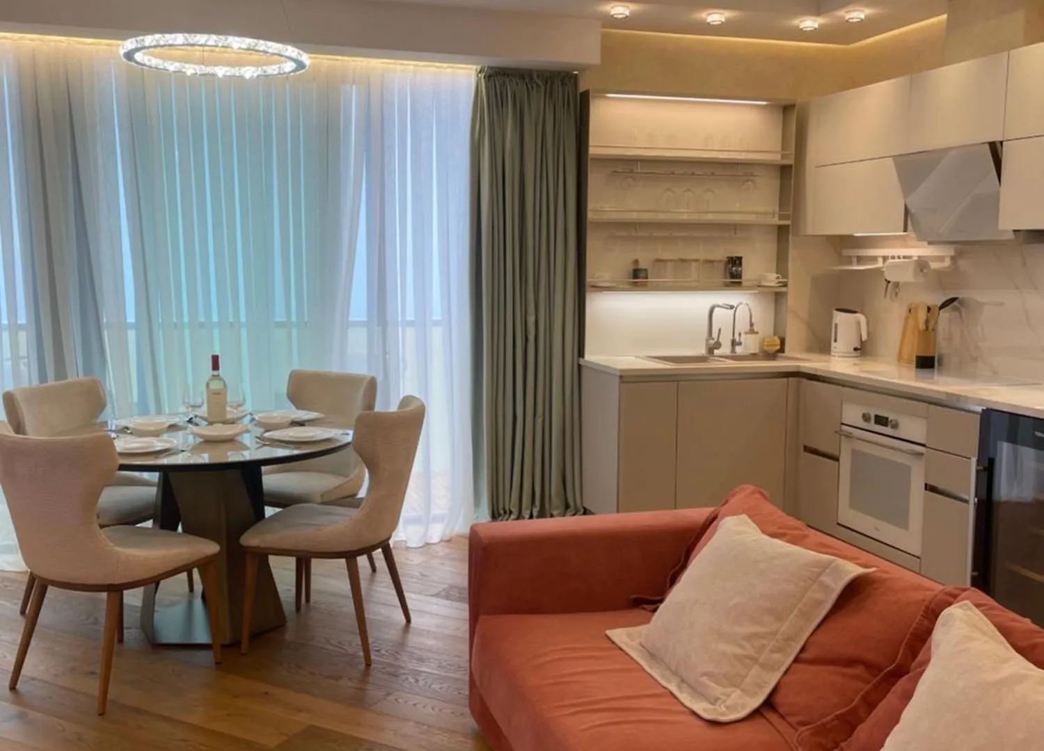 Onyx Apartment Batumi